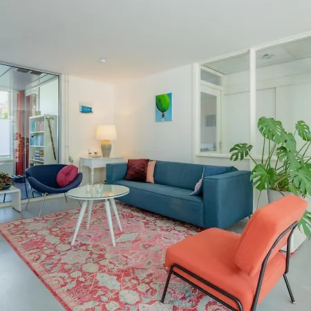 14 Holiday home *